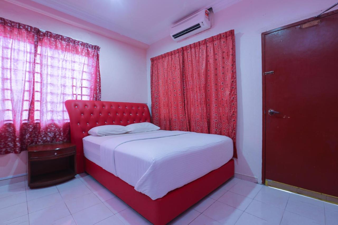 Oyo 89892 Hotel Jeli Inn Екстер'єр фото