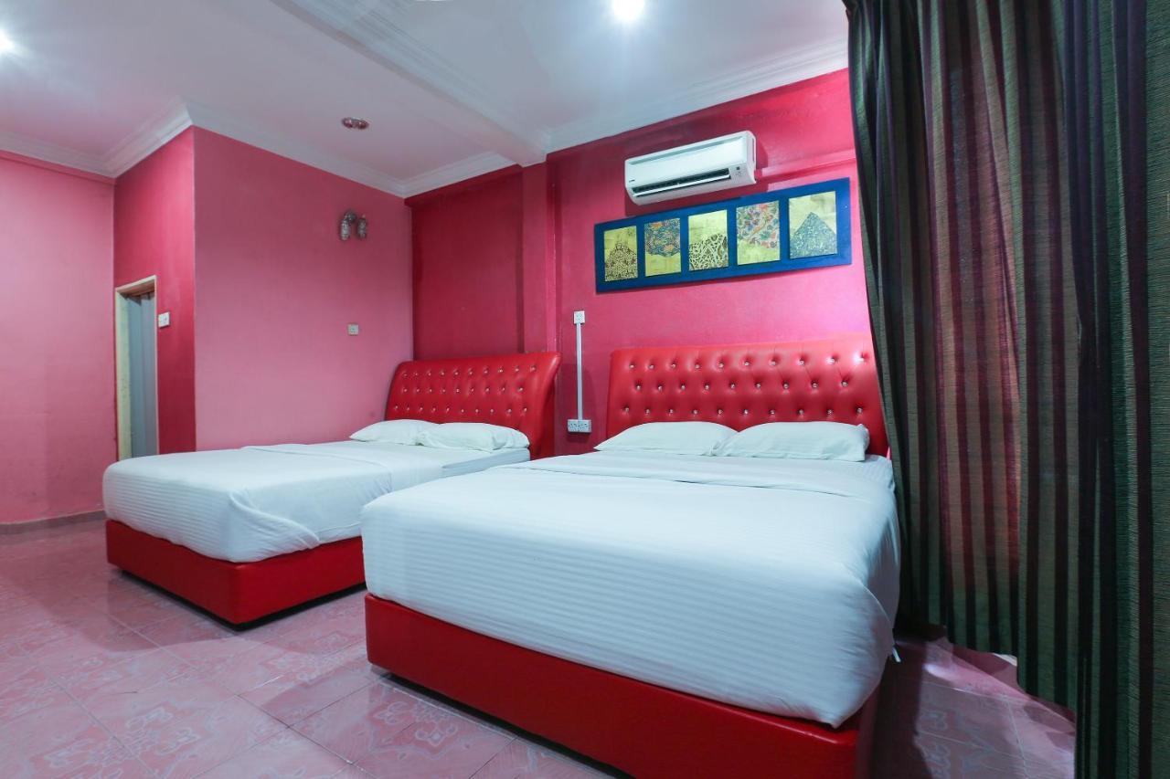 Oyo 89892 Hotel Jeli Inn Екстер'єр фото