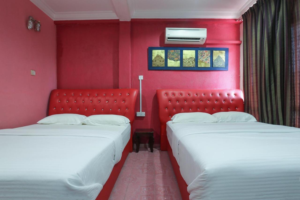 Oyo 89892 Hotel Jeli Inn Екстер'єр фото