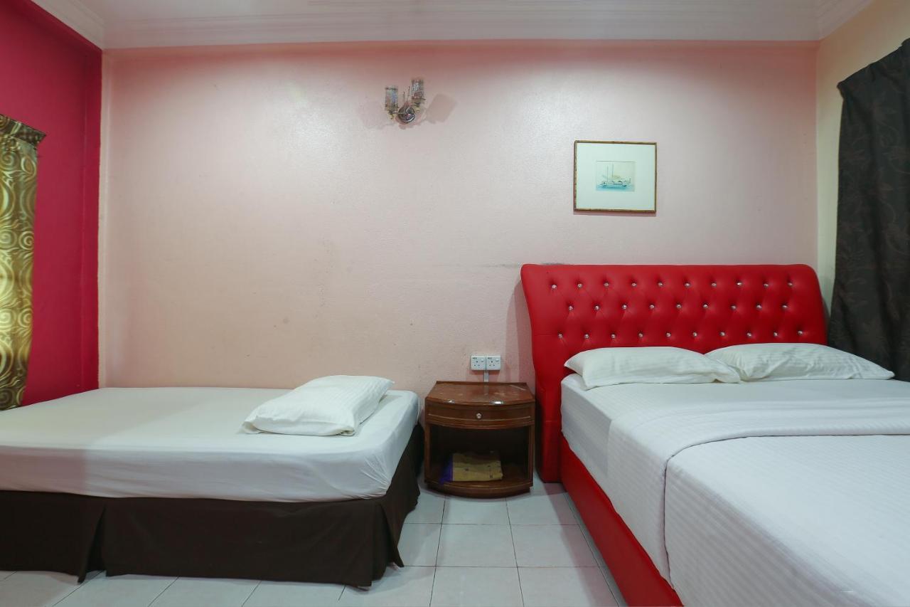 Oyo 89892 Hotel Jeli Inn Екстер'єр фото
